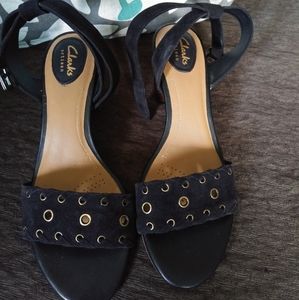 Clark’s Heels Size 8 genuine suede worn twice!